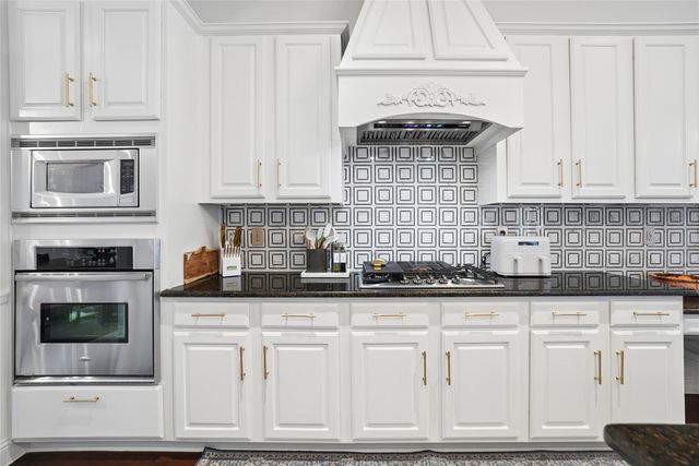6708 Natures Way, Dallas, TX 75236