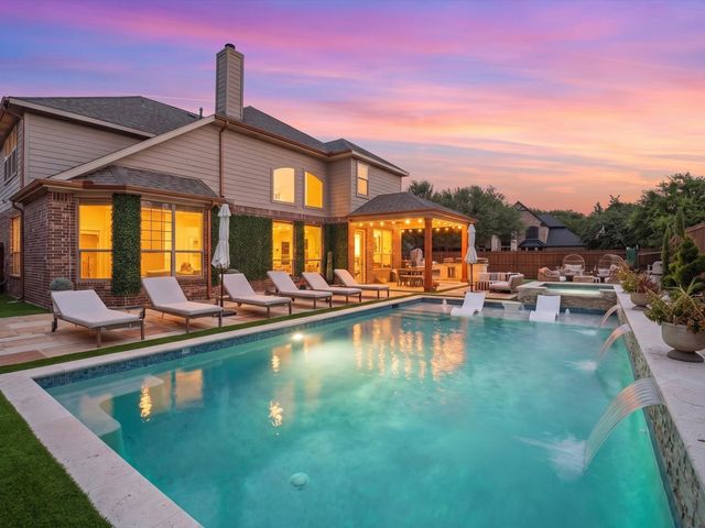 6708 Natures Way, Dallas, TX 75236