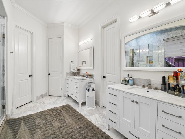 6708 Natures Way, Dallas, TX 75236