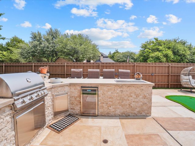 6708 Natures Way, Dallas, TX 75236