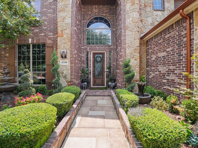 6708 Natures Way, Dallas, TX 75236