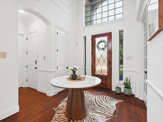 6708 Natures Way, Dallas, TX 75236