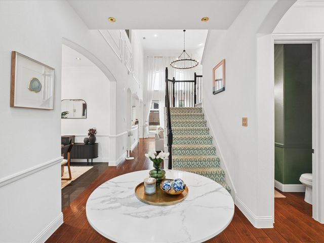 6708 Natures Way, Dallas, TX 75236