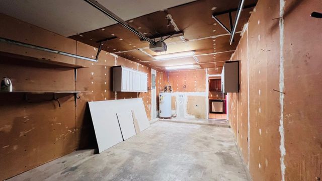 2405 Donna Drive, Grand Prairie, TX 75051