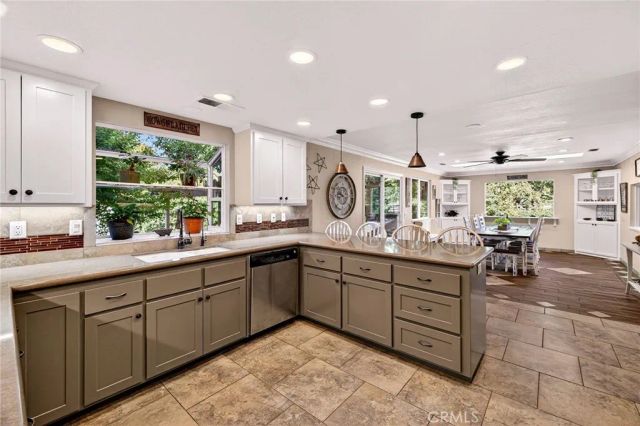 24 Roseanna Court, Chico, CA 95973