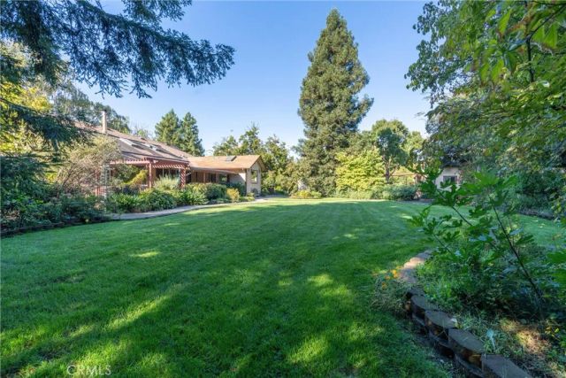 24 Roseanna Court, Chico, CA 95973