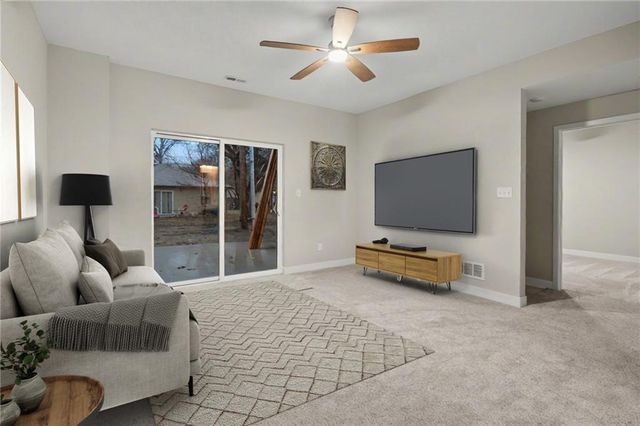 1232 Walnut Street, Eudora, KS 66025