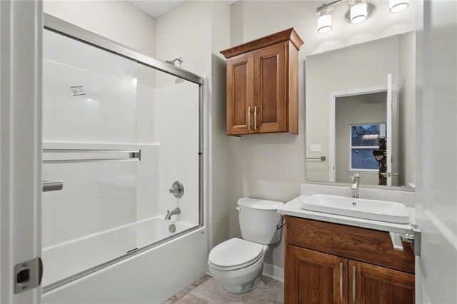 1232 Walnut Street, Eudora, KS 66025