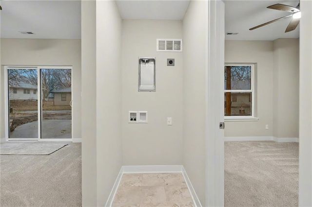 1232 Walnut Street, Eudora, KS 66025