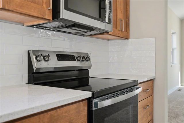 1232 Walnut Street, Eudora, KS 66025