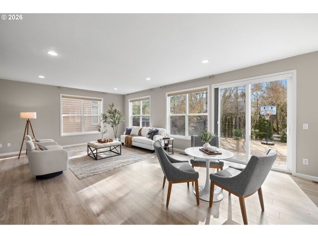 15542 Nw ANDALUSIAN Way, Portland, OR 97229