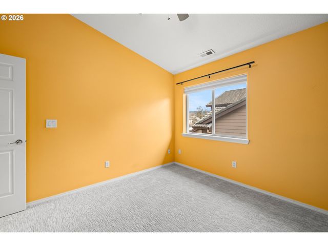 15542 Nw ANDALUSIAN Way, Portland, OR 97229