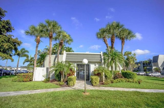 4110 Tivoli Court 202, Lake Worth, FL 33467