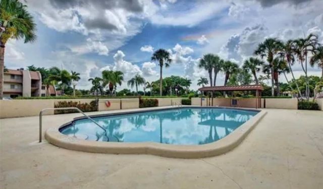 4110 Tivoli Court 202, Lake Worth, FL 33467