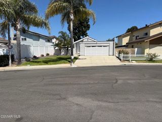 636 Malaga Court, Newbury Park, CA 91320