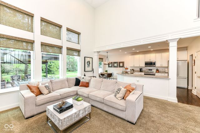 11834 Gray Eagle Drive, Fishers, IN 46037