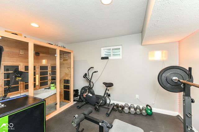 11834 Gray Eagle Drive, Fishers, IN 46037
