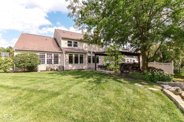 11834 Gray Eagle Drive, Fishers, IN 46037