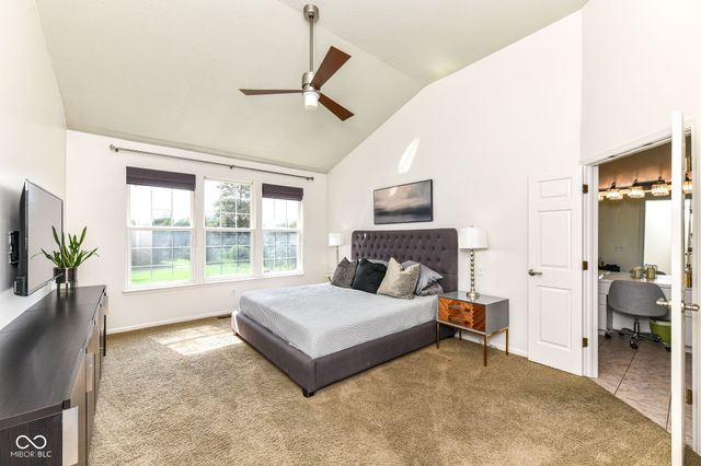 11834 Gray Eagle Drive, Fishers, IN 46037