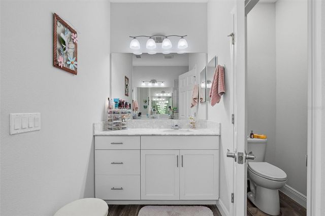 7522 CAMPUS COVE, Sarasota, FL 34243