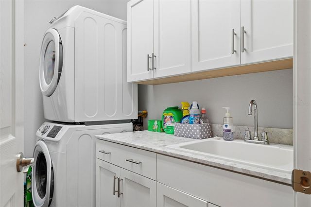 7522 CAMPUS COVE, Sarasota, FL 34243