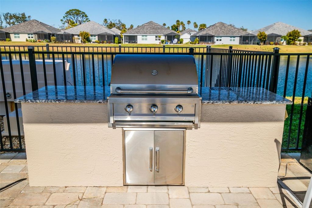 Image 59 of property listing at 7522 CAMPUS COVE, Sarasota, FL 34243