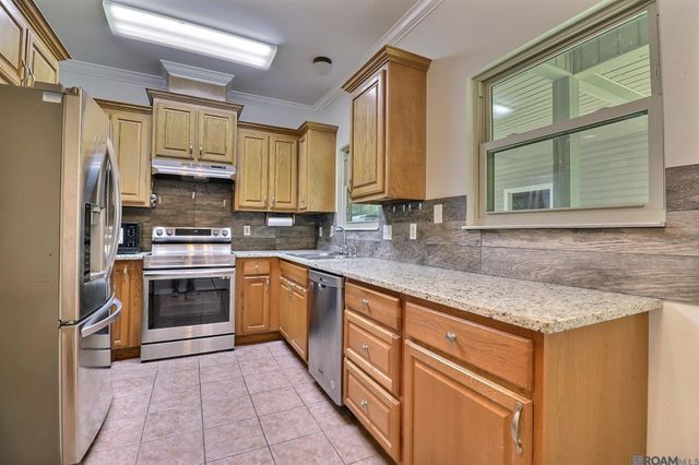 31640 Courtney Cir, Walker, LA 70785