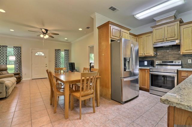 31640 Courtney Cir, Walker, LA 70785