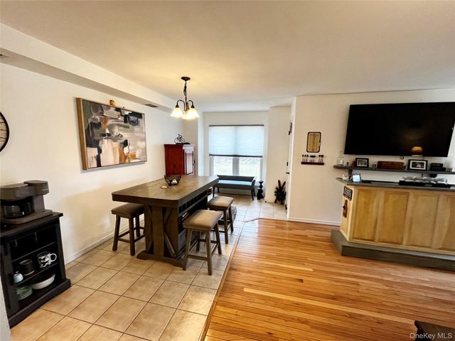 1 Pine Court 1, Selden, NY 11784