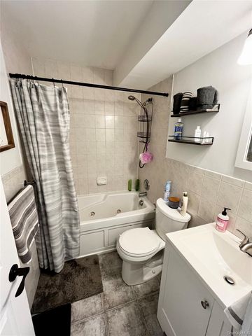 1 Pine Court 1, Selden, NY 11784