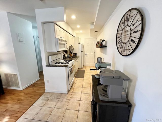 1 Pine Court 1, Selden, NY 11784