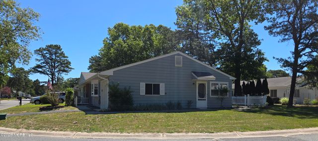 45 Maine Avenue A, Whiting, NJ 08759