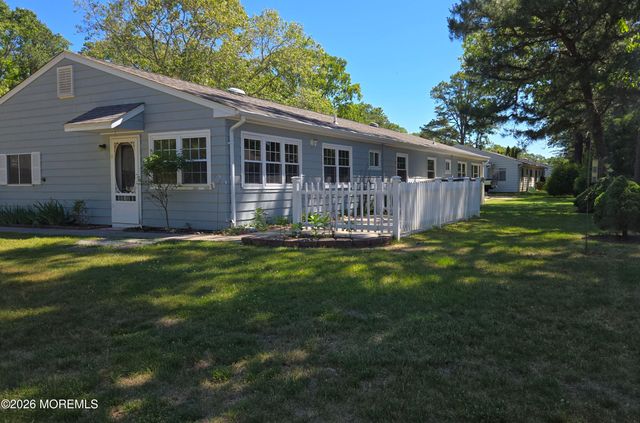 45 Maine Avenue A, Whiting, NJ 08759
