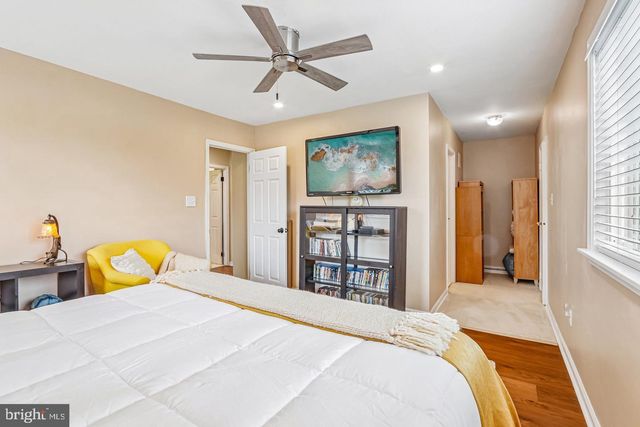 33 HASTINGS CT, Downingtown, PA 19335