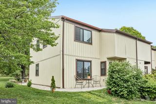 33 HASTINGS CT, Downingtown, PA 19335