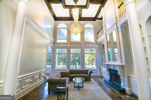 6020 Riverside Drive, Atlanta, GA 30328