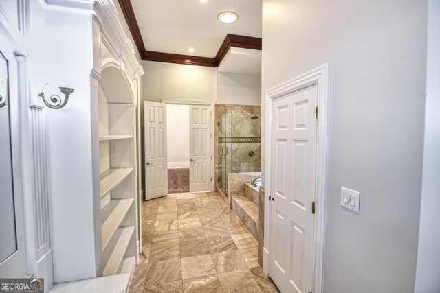 6020 Riverside Drive, Atlanta, GA 30328