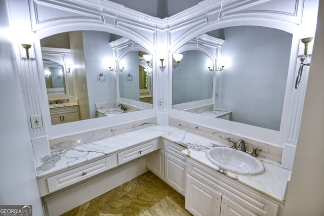 6020 Riverside Drive, Atlanta, GA 30328