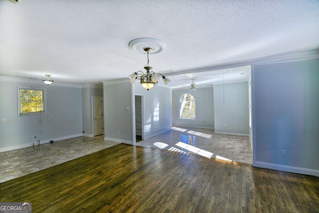 6020 Riverside Drive, Atlanta, GA 30328