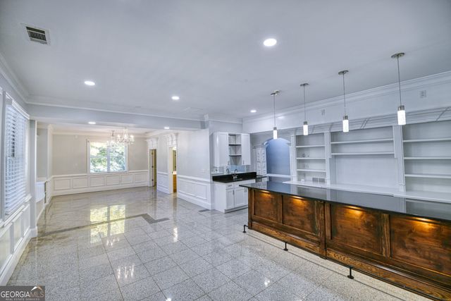 6020 Riverside Drive, Atlanta, GA 30328