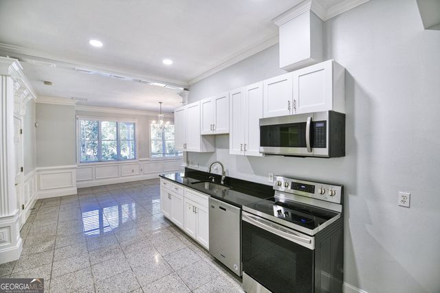 6020 Riverside Drive, Atlanta, GA 30328