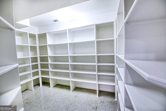 6020 Riverside Drive, Atlanta, GA 30328