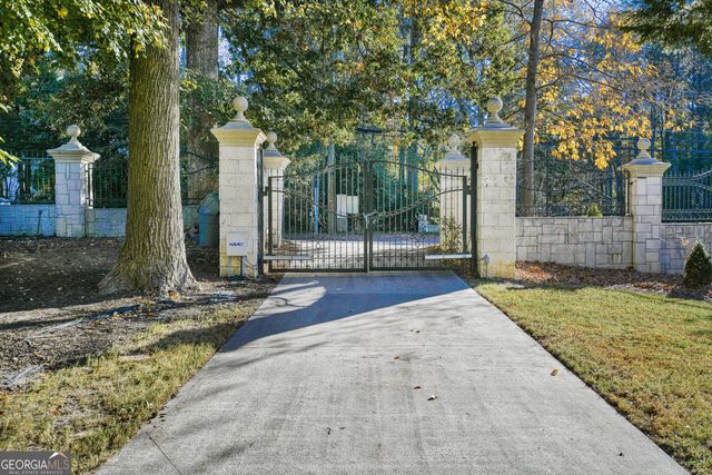 6020 Riverside Drive, Atlanta, GA 30328