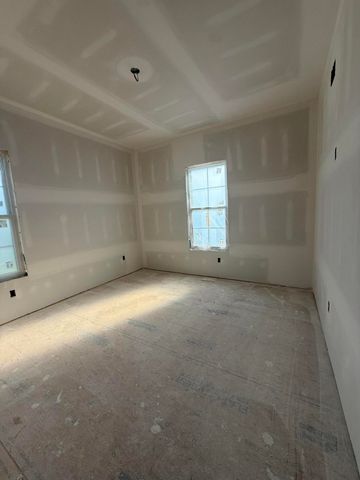 2030 West Court, Richmond, KY 40475