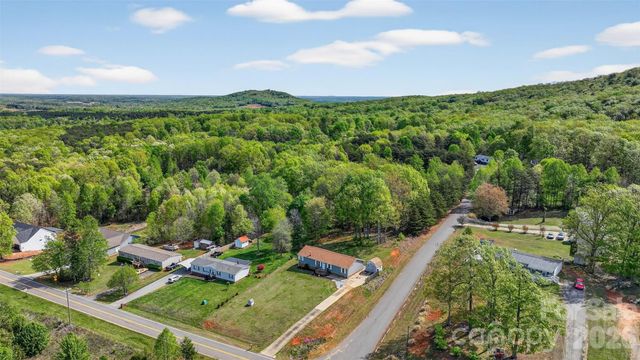 4352 Anderson Mountain Road, Maiden, NC 28650
