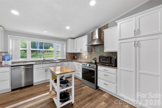 4352 Anderson Mountain Road, Maiden, NC 28650