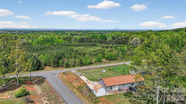 4352 Anderson Mountain Road, Maiden, NC 28650