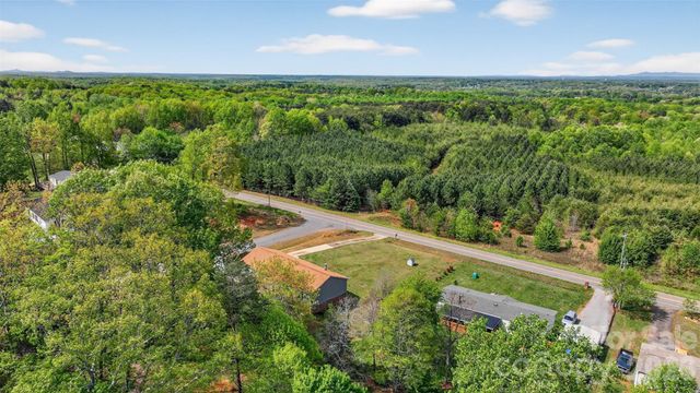 4352 Anderson Mountain Road, Maiden, NC 28650