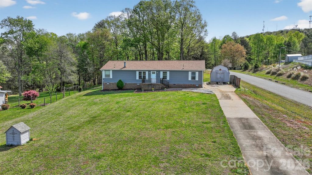 4352 Anderson Mountain Road, Maiden, NC 28650