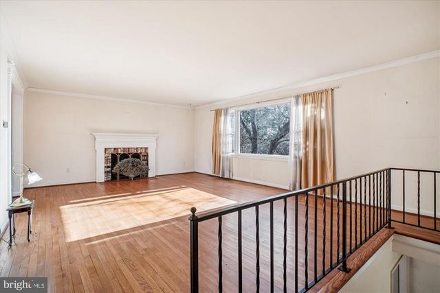 6144 CHESTERBROOK RD, Mclean, VA 22101